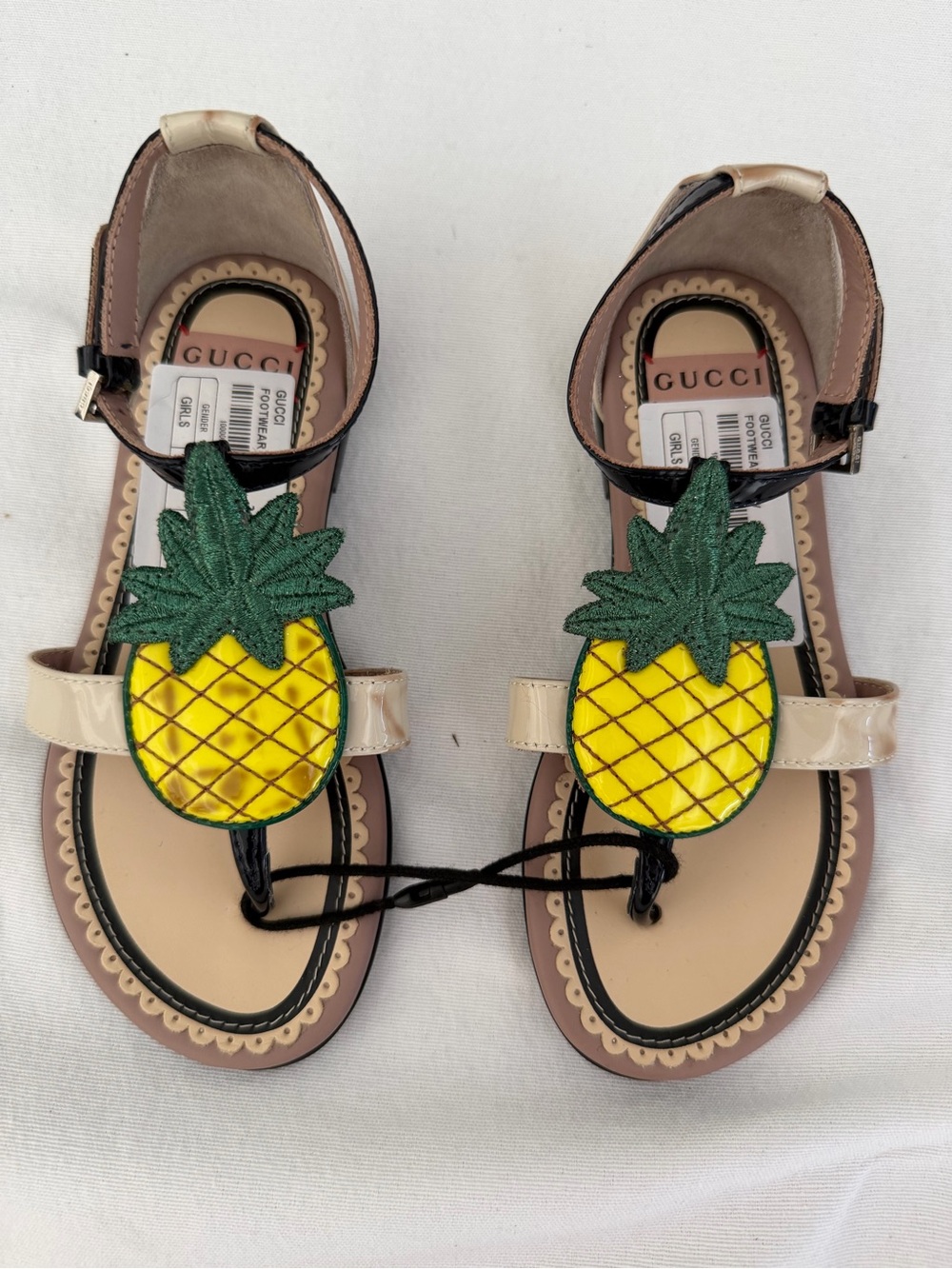 Gucci Girls Pineapple Kids Sandals Patent Leather Size 9-10